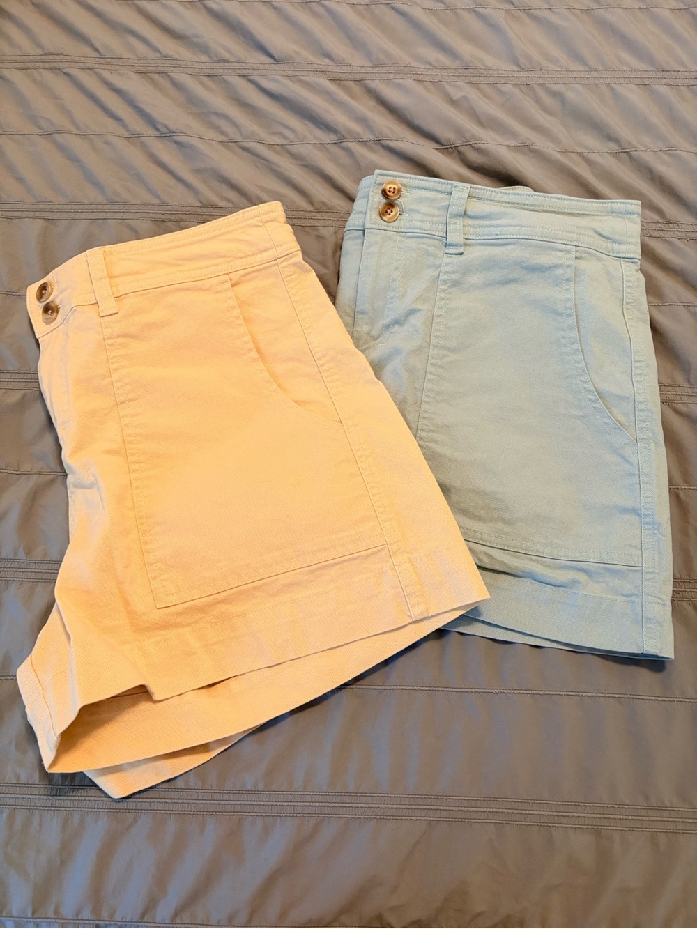Universal Thread Sz12 Sporty Retro High-Waist Shorts in Pale Yellow and Mint
